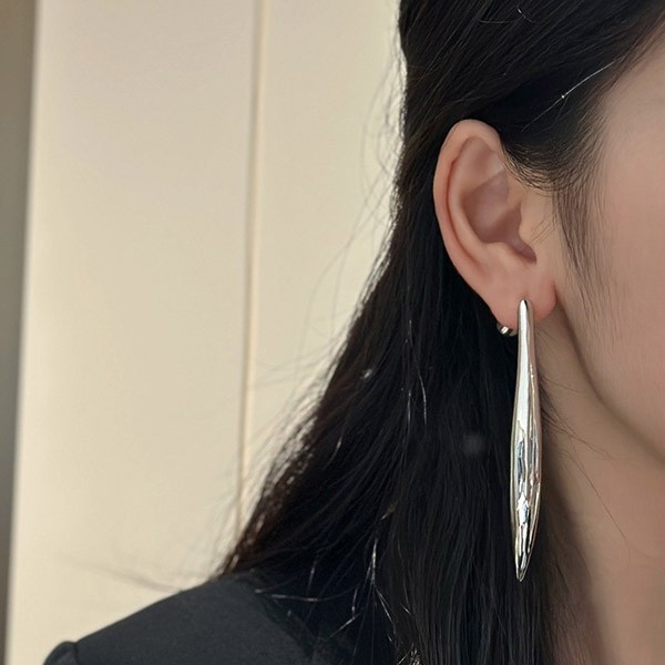 Bottega Veneta Replica Sterling Silver Sardine Earrings Featured in Vogue boh01155