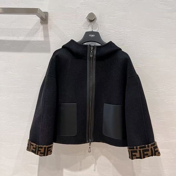 [Fendi] Fake wool cropped reversible jacket with FF logo FJ6993A5