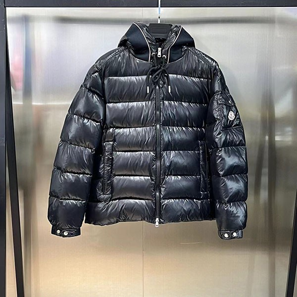 Moncler Pavin short down jacket replica mox69215 Moncler Pavin short down jacket replica mox69215