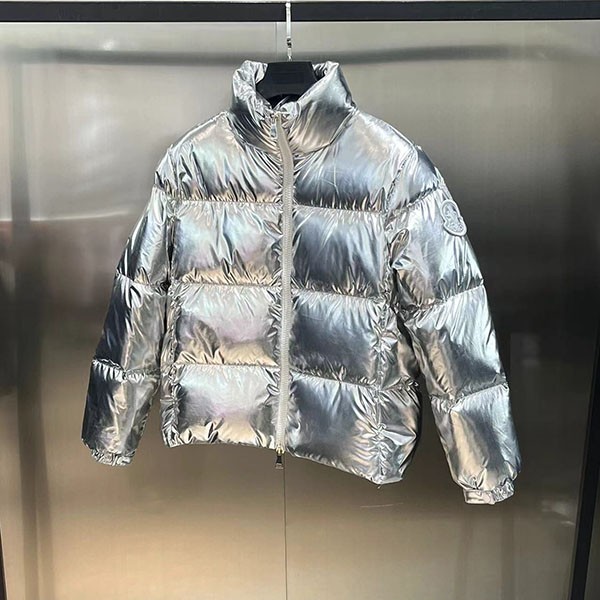 Moncler Women's Meuse Short Down Jacket Replica WHM93