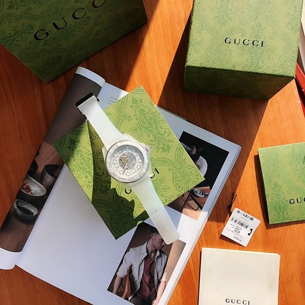 Gucci Dive Watch Replica YA136343