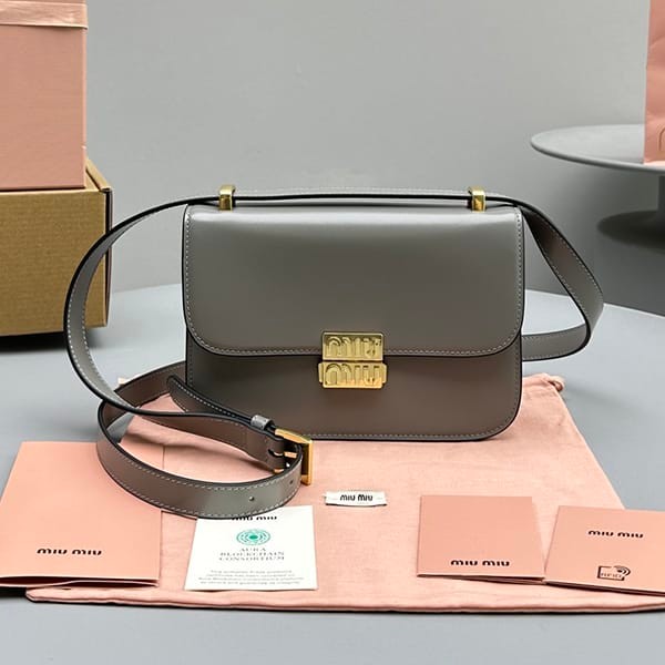 New sale Miu Miu leather shoulder bag replica myk05986 New sale Miu Miu leather shoulder bag replica myk05986