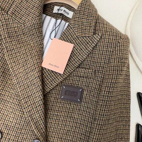 Immediate delivery Miu Miu single-breasted fake jacket myo13965