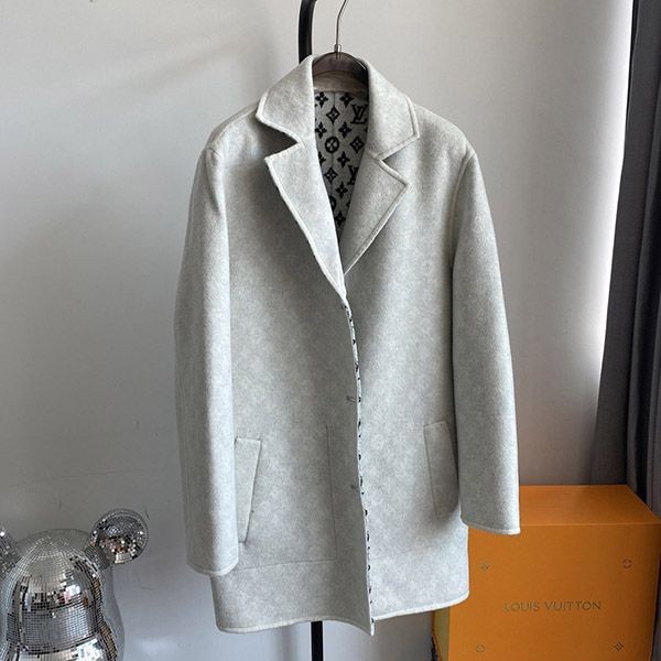 ★Safe shipping with tracking Louis Vuitton double-face shirt fake jacket vue03843
