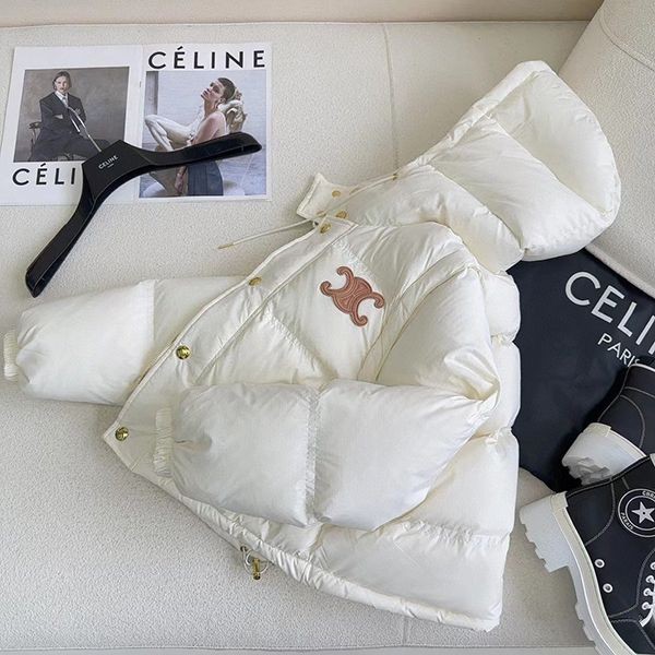 Super limited edition? Celine cropped Triomphe down jacket replica Cen94866 Super limited edition? Celine cropped Triomphe down jacket replica Cen94866