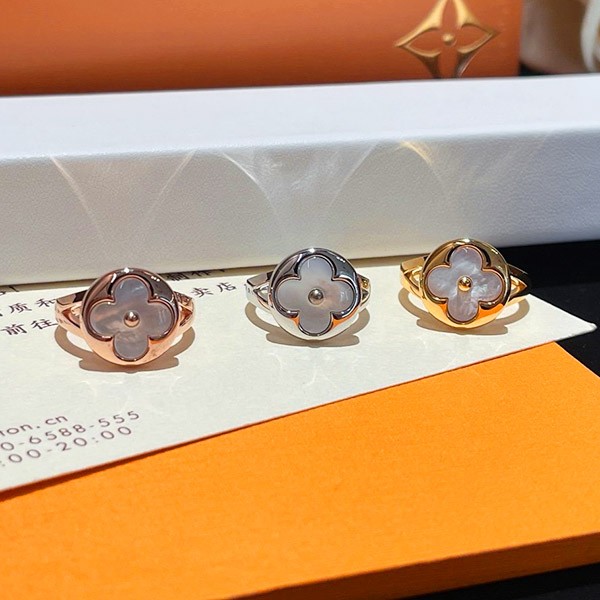 Rare Louis Vuitton Berg Ring Replica Q9J24B