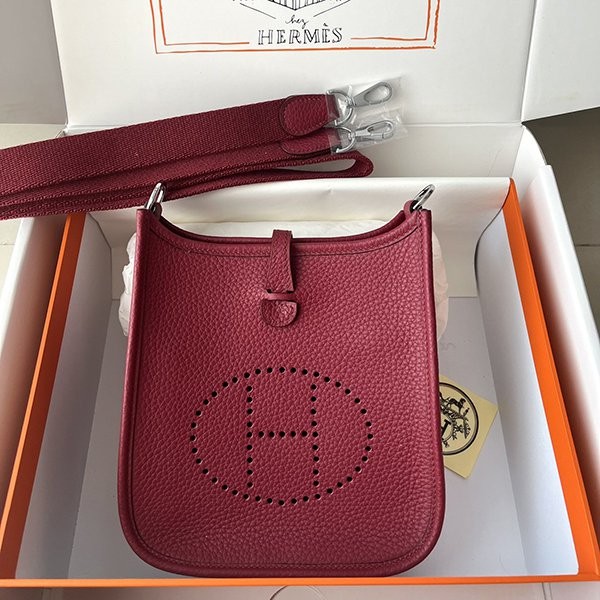 High quality Hermes Evelyn replica mini 17 TPM Noir silver erl68564 High quality Hermes Evelyn replica mini 17 TPM Noir silver erl68564