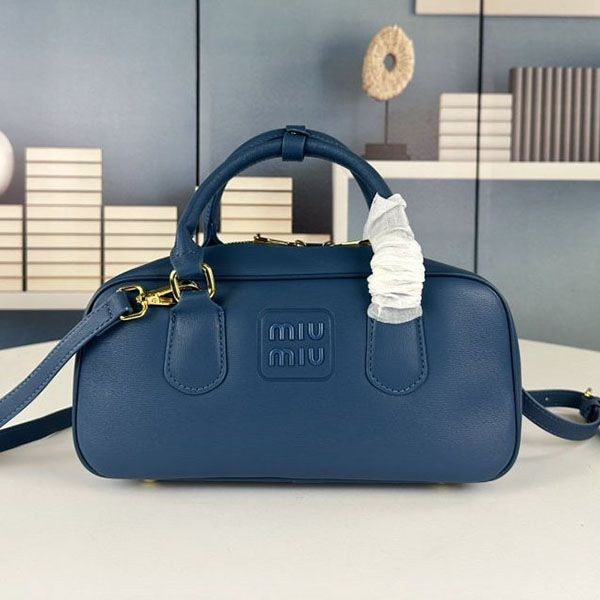 Love at first sight? Miu Miu Oggi featured Arcadi leather bag replica mye00337 Love at first sight? Miu Miu Oggi featured Arcadi leather bag replica mye00337