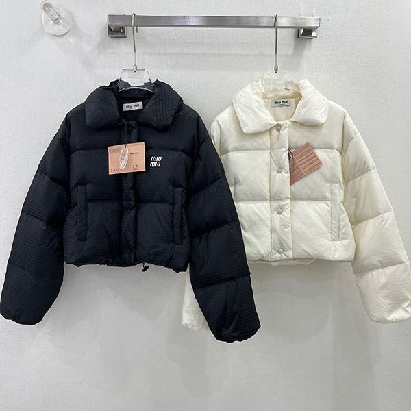 Perfect for the coming season! Miu Miu [Fake Short Nylon Down Jacket] myp81362