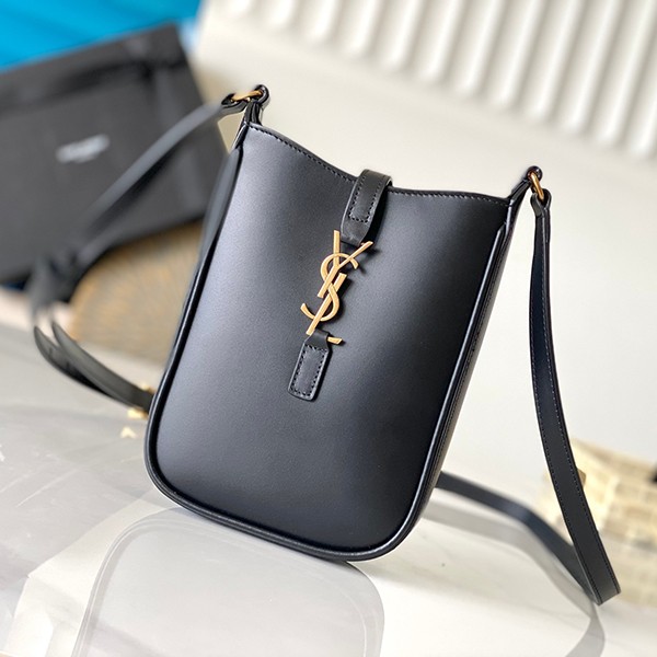 Immediate delivery of Saint Laurent replica LE 5A7 small hobo bag 7352142 Immediate delivery of Saint Laurent replica LE 5A7 small hobo bag 7352142