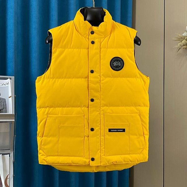 Classic and popular Canada Goose replica Freestyle vest down logo Cae56789 Classic and popular Canada Goose replica Freestyle vest down logo Cae56789