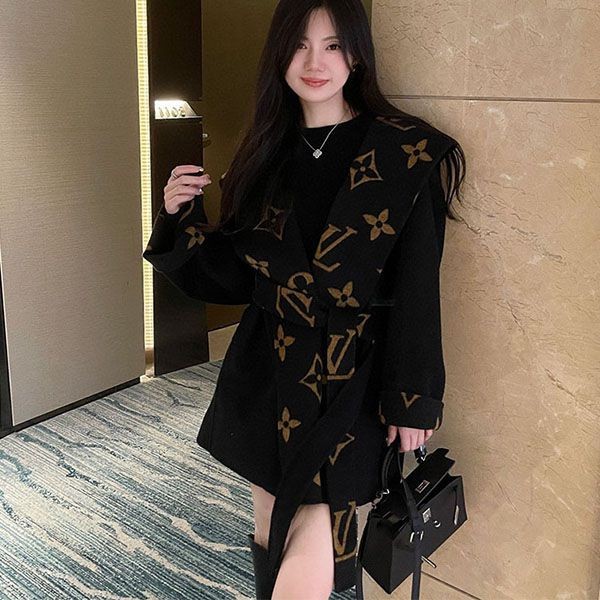 Immediate delivery Louis Vuitton hooded coat replica reversible vuz60855 Immediate delivery Louis Vuitton hooded coat replica reversible vuz60855