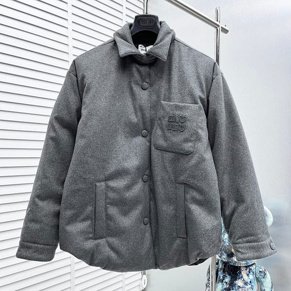 I definitely want it! Miu Miu replica plaid down jacket mya58360