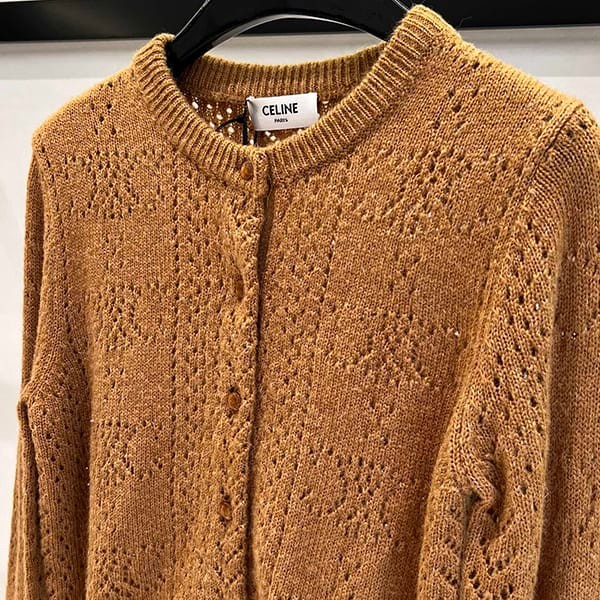 A nice Celine Triomphe cardigan replica AD0R533M04FG