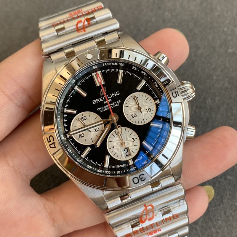 Popular No1 Breitling Chronomat B01 42 Replica buh43565