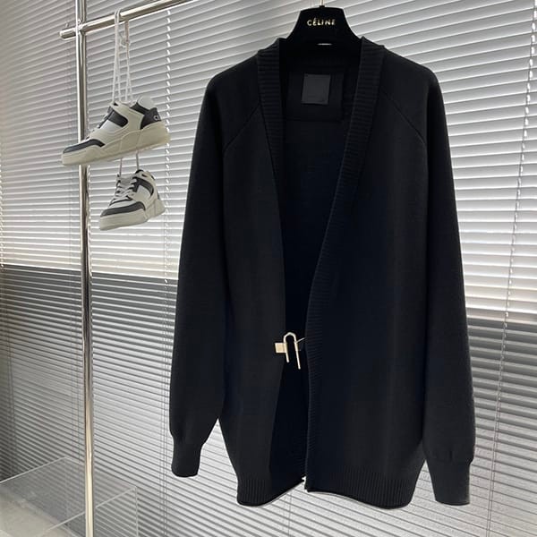 Best Price Guaranteed Givenchy Replica Logo Wool Cardigan jis62066 Best Price Guaranteed Givenchy Replica Logo Wool Cardigan jis62066