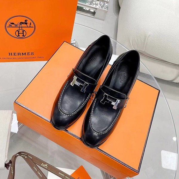 ?Elegant feet? Hermes loafers and high heels replica ero41349
