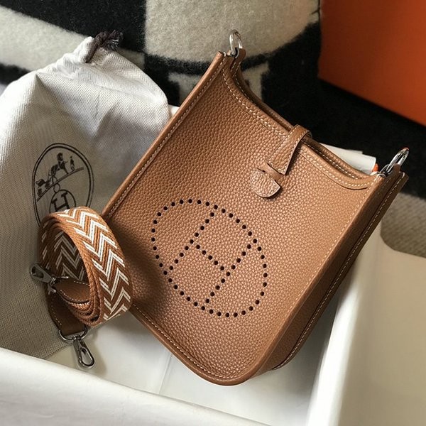 Hermes Evelyn Mini 16 TPM Noir Replica erv53894 Hermes Evelyn Mini 16 TPM Noir Replica erv53894