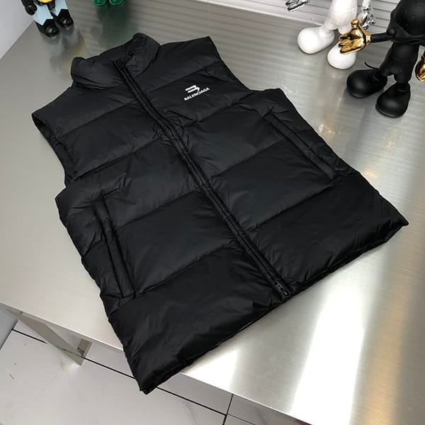 [Great Deal] Balenciaga COSY Logo Print Down Vest Gilet Fake bav70195