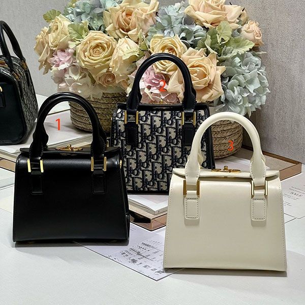 Attention ★ Dior small Boston bag M8671UBEQ Attention ★ Dior small Boston bag M8671UBEQ