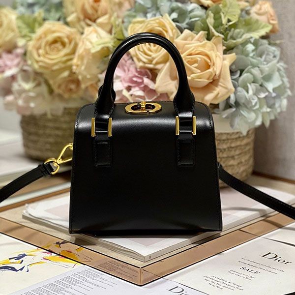 Attention ★ Dior small Boston bag M8671UBEQ