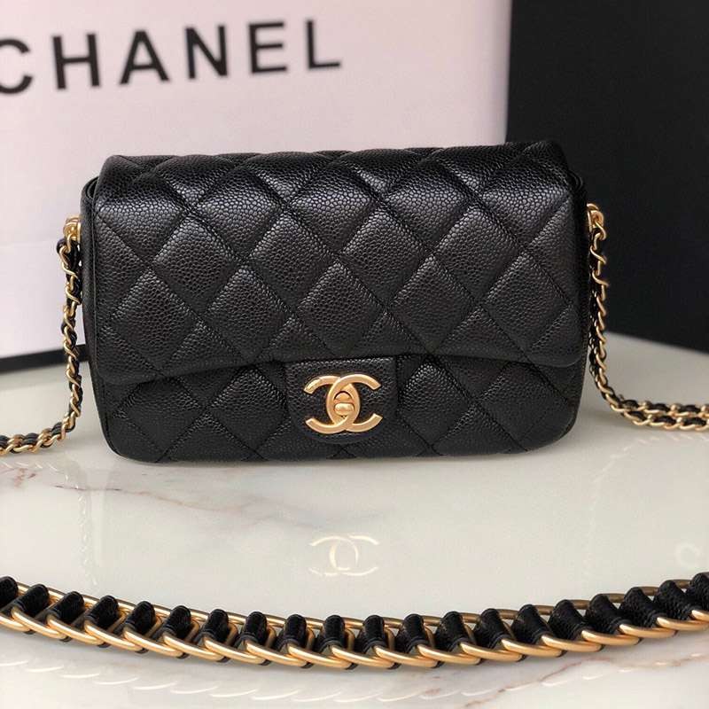 Hard to find Chanel caviar skin replica chain shoulder bag shs11643