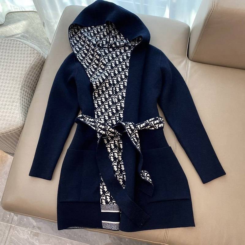 Warm? Dior JA Dior 8 logo cashmere hooded coat dey10716