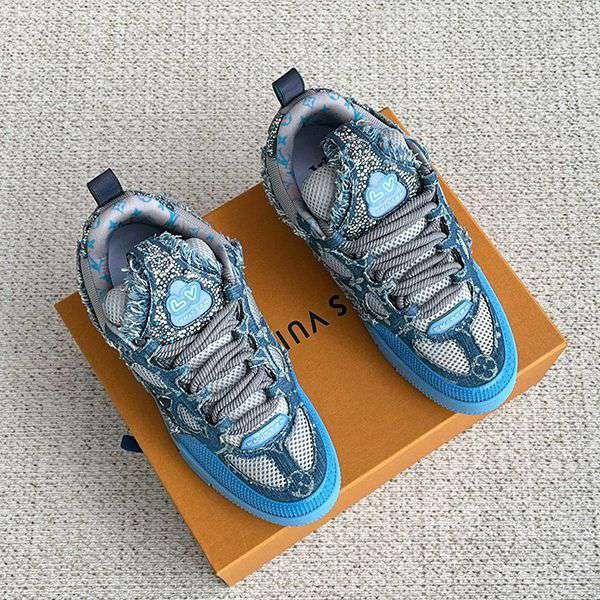 Limited edition rare Louis Vuitton men's LV skate line sneakers replica vul84525 Limited edition rare Louis Vuitton men's LV skate line sneakers replica vul84525