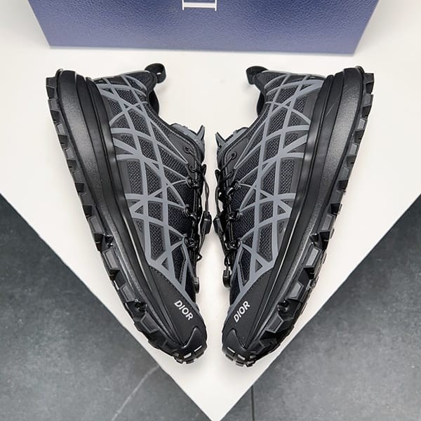 Dior B31 Runner Sneakers - Sold Out - Replica 3SN297ZUV_H900