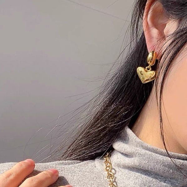 Sold out Celine heart-shaped earrings replica 2 colors Ceh92037