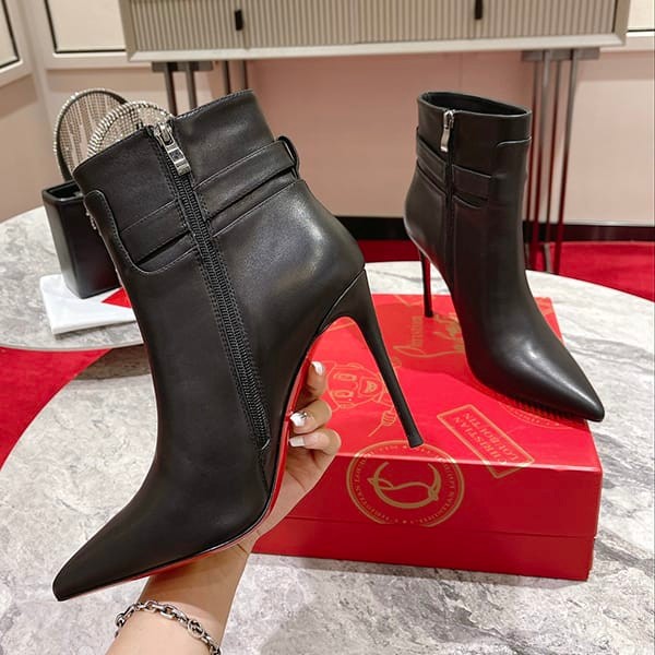 Christian Louboutin Chelsea Chic Ankle Boots Rug04718 Replica