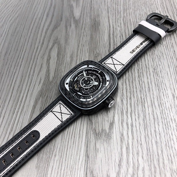 Sevenfriday Engine White Carbon Copy P3C/07 sea94806