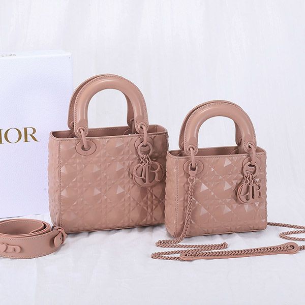 Hard to find replica Lady Dior bag in Cannage calfskin dem37625 Hard to find replica Lady Dior bag in Cannage calfskin dem37625
