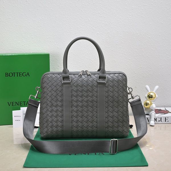 Classic popular Bottega Veneta Intrecciato Briefcase Replica bok85584