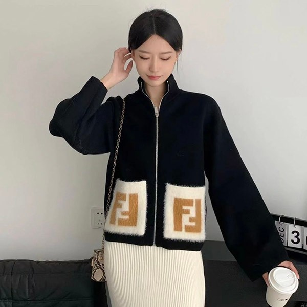 Fendi cashmere coat with fox fur pockets replica fez07877 Fendi cashmere coat with fox fur pockets replica fez07877