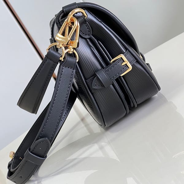 Immediate shipping Louis Vuitton Saumur BB shoulder bag replica M23471