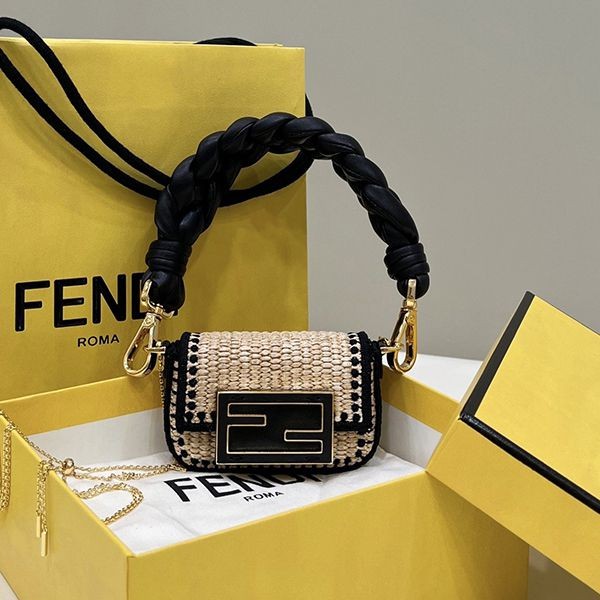 I definitely want it! Cute? Fendi Mini Leather Blade Bag Replica feu07369