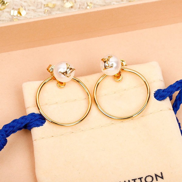 [Lovely pearls] Louis Vuitton replica earrings? LV Eclipse Pearl M01237