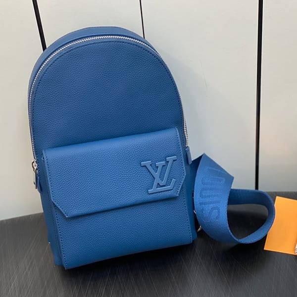 Best Price Louis Vuitton Replica Pilot Sling Bag vuv80987 Best Price Louis Vuitton Replica Pilot Sling Bag vuv80987