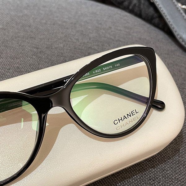 Nice Chanel chain frame sunglasses shk41333