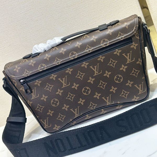 New limited edition Louis Vuitton Monogram Messenger Bag Replica M46685