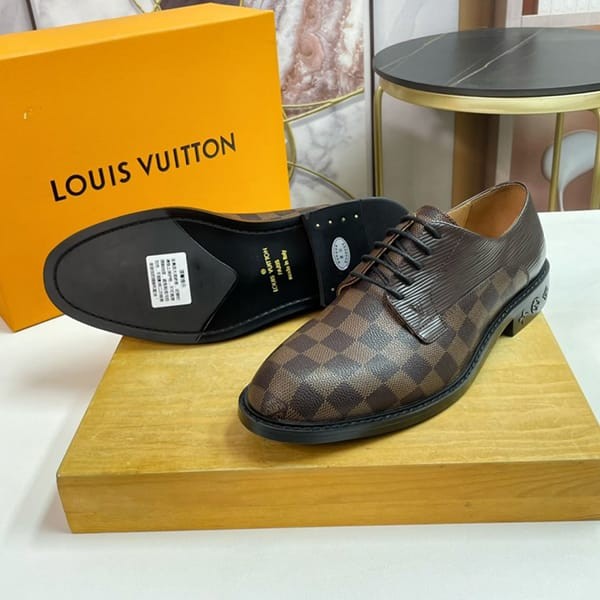 Free shipping Louis Vuitton replica Haussmann line derby vue59023