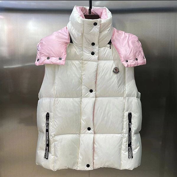 Sure to sell out Moncler hooded down vest replica moq78597 Sure to sell out Moncler hooded down vest replica moq78597