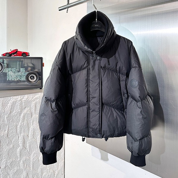 [Autumn/Winter Must-have Item?] Hermes Replica Short Down Jacket erl64671