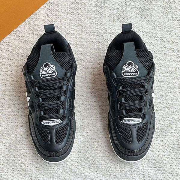 Hard to find Louis Vuitton men's LV skate line sneakers replica vuu48644 Hard to find Louis Vuitton men's LV skate line sneakers replica vuu48644