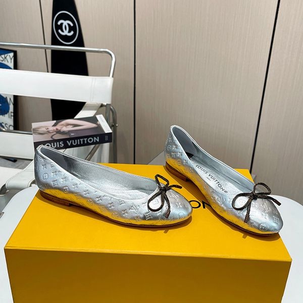 I definitely want it! Cute? Louis Vuitton ballet flats replica vud36415