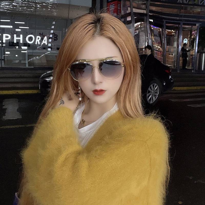 Not available in Japan Louis Vuitton sunglasses replica Clockwise Canvas vue87862