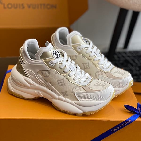 Nice Louis Vuitton Run 55 Line Sneakers Monogram Denim Replica 1ABHR3 Nice Louis Vuitton Run 55 Line Sneakers Monogram Denim Replica 1ABHR3