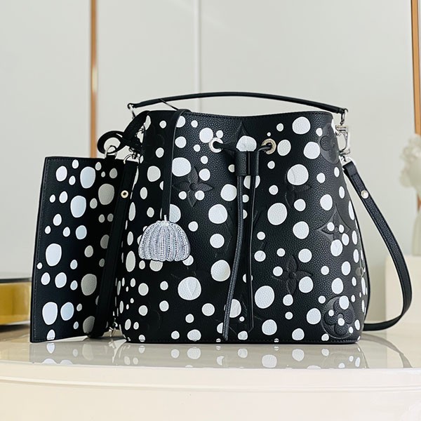 Louis Vuitton x Yayoi Kusama Replica LV x YK NeoNoe MM M21753 Louis Vuitton x Yayoi Kusama Replica LV x YK NeoNoe MM M21753
