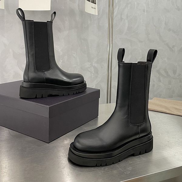 Super limited edition? Bottega Veneta Chelsea boots replica 667148VB